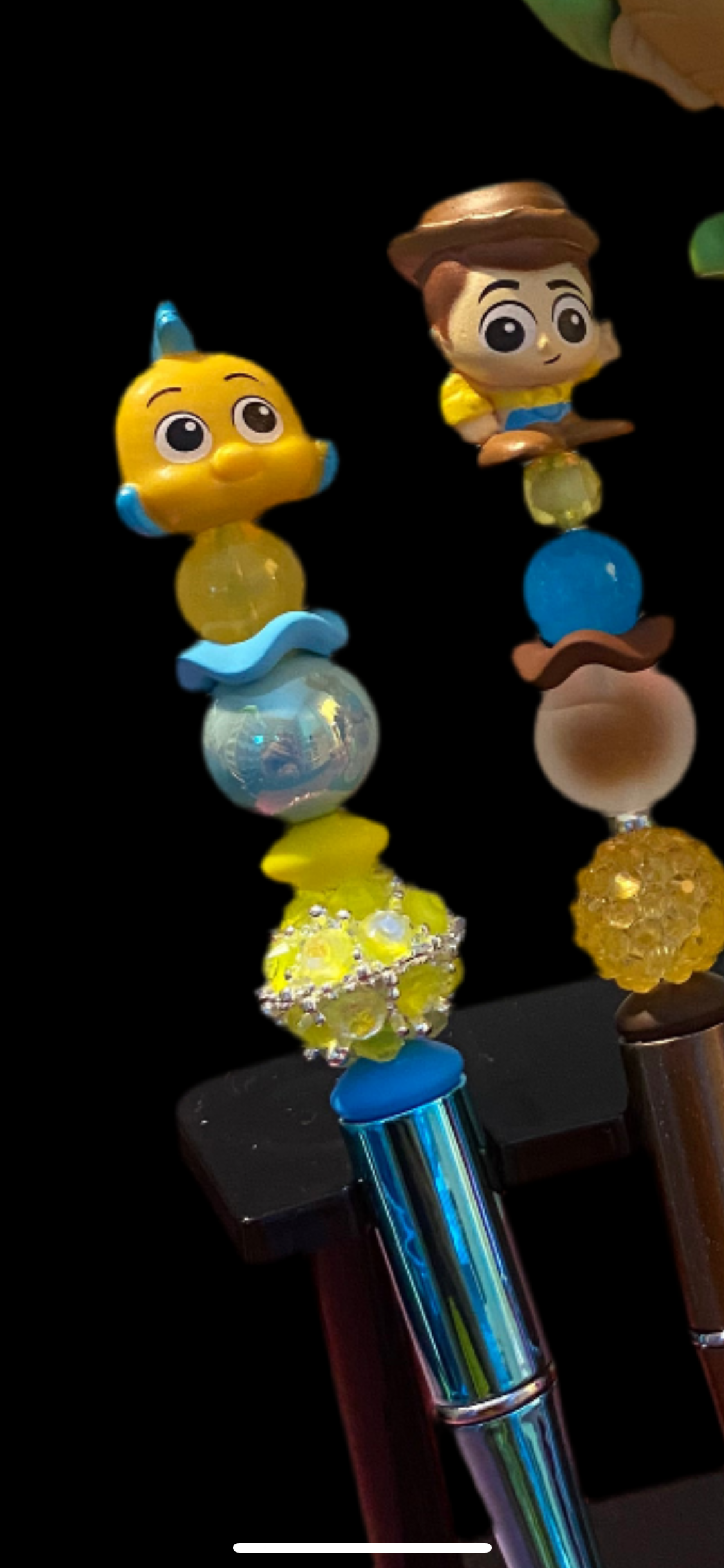 Small topper pens